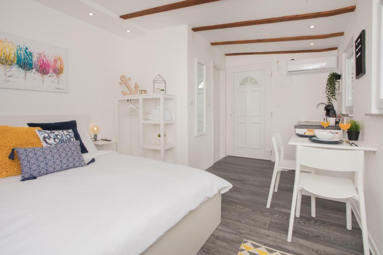 Studio Apartment Skatula Skradin Εξωτερικό φωτογραφία