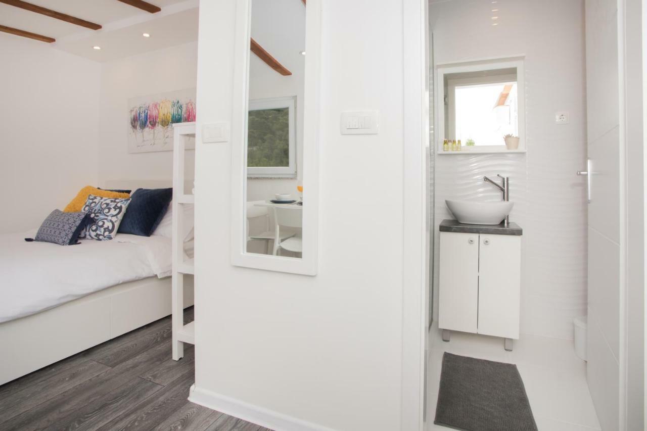 Studio Apartment Skatula Skradin Εξωτερικό φωτογραφία